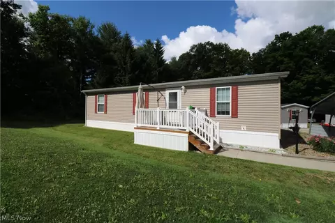 4400 Melrose Dr #40, Wooster, OH 44691