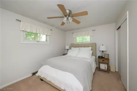 Bedroom - 515 Overdale Ave NW, Canton, OH 44708 photo 1 of 3