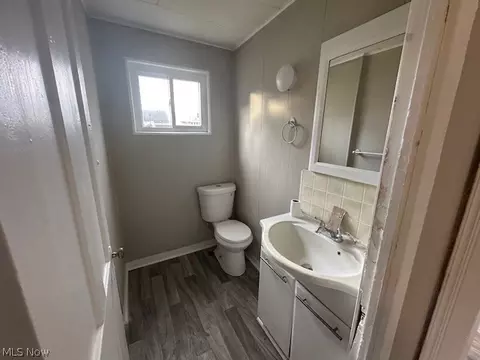 Bath - 239 7th St, Elyria, OH 44035 photo 1 of 2