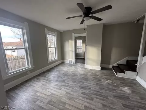 Living - 239 7th St, Elyria, OH 44035 photo 1 of 2