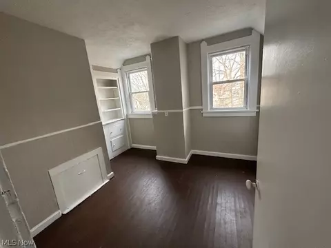 Bedroom - 239 7th St, Elyria, OH 44035 photo 1 of 2