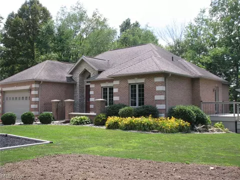 1783 Dummermuth Rd NW, Dover, OH 44622