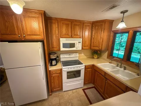 1783 Dummermuth Rd NW, Dover, OH 44622 photo 24