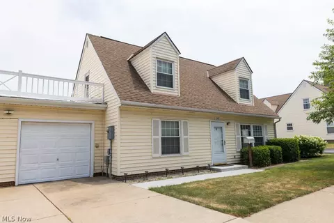 1265 W 70th St, Cleveland, OH 44102