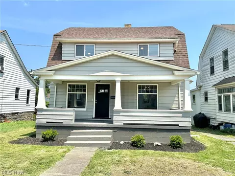 7869 Elm St, Masury, OH 44438