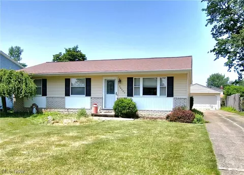 36507 Starboard Dr, Eastlake, OH 44095