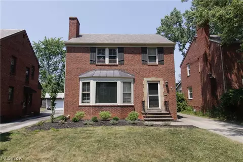 3837 Faversham Rd, University Heights, OH 44118