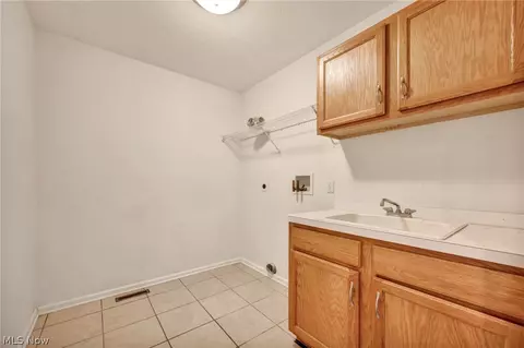 7510 Pinecrest Ln, Solon, OH 44139 photo 30