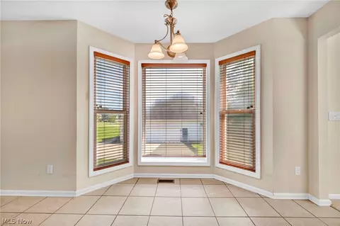 7510 Pinecrest Ln, Solon, OH 44139 photo 10