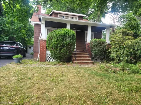 3953 Ardmore Rd, Cleveland Heights, OH 44121