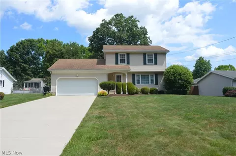 3702 Nottingham Ave, Youngstown, OH 44511