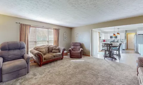 6762 Birchbark Ave NE, Canton, OH 44721 photo 23