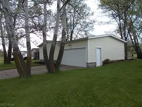 Exterior - 513 Arabian Ct, Lagrange, OH 44050 photo 1 of 7