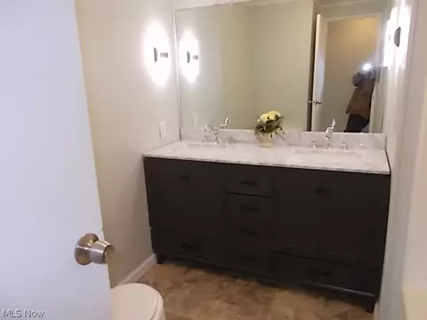 Bath - 513 Arabian Ct, Lagrange, OH 44050 photo 8 of 8
