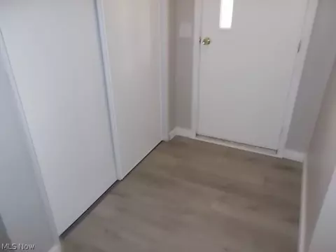 Entry Way - 513 Arabian Ct, Lagrange, OH 44050 photo 1 of 1