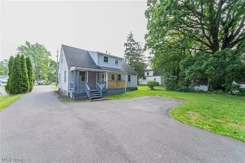9688 E River Rd, Elyria, OH 44035 photo 30
