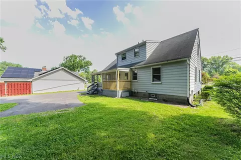 9688 E River Rd, Elyria, OH 44035 photo 32