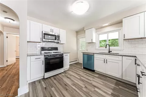 9688 E River Rd, Elyria, OH 44035 photo 10