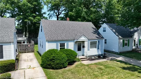25201 Briardale Ave, Euclid, OH 44132
