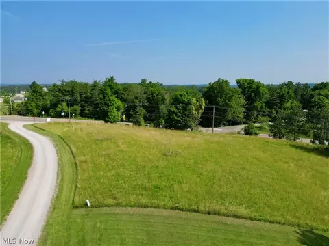 E Hawthorn Drive, Mcconnelsville, OH 43756