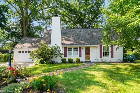1345 Stuart St, Massillon, OH 44646