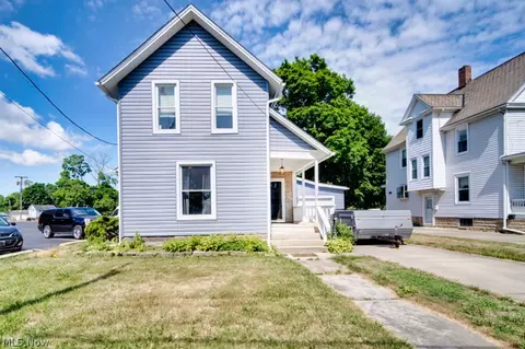 530 Church St, Amherst, OH 44001
