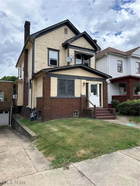 1425 Ridge Ave, Steubenville, OH 43952