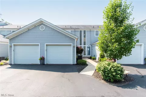 17623 Mahoning Ave #5, Lake Milton, OH 44429