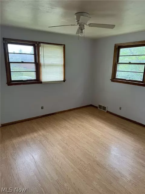 823 Bellflower Ave NW, Canton, OH 44708 photo 13