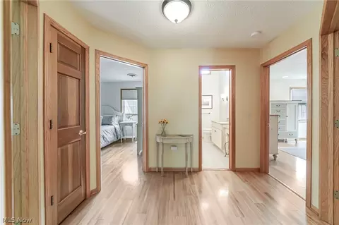 207 Ashland Ave, Elyria, OH 44035 photo 21