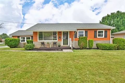 5029 Sheridan Rd, Youngstown, OH 44514