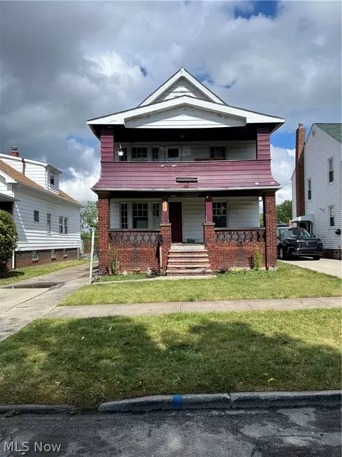 5105 E 114th St, Garfield Heights, OH 44125
