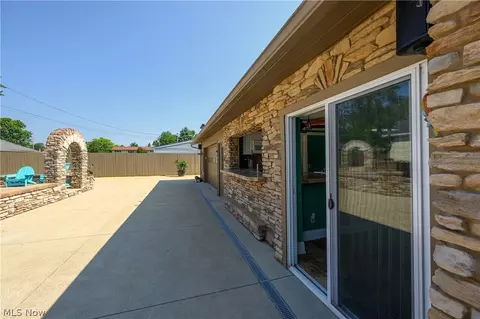 Exterior - 308 Avis Ave NW, Massillon, OH 44646 photo 11 of 12
