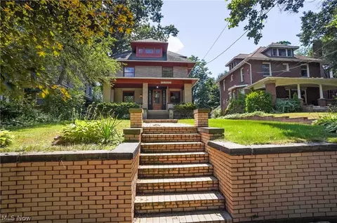 176 Oakdale Ave, Akron, OH 44302
