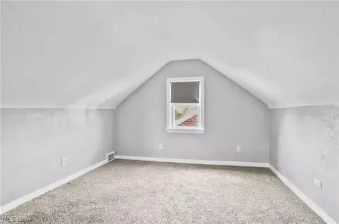 Bedroom - 290 E 210th St, Euclid, OH 44123 photo 6 of 6