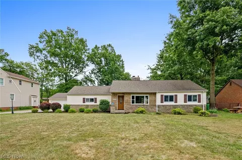 29720 Grand Blvd, Wickliffe, OH 44092