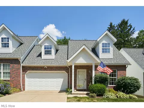 2100 Jennifer St, Akron, OH 44313