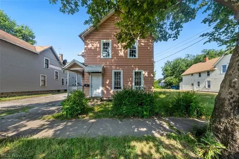 3188 W 31st St, Cleveland, OH 44109