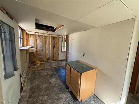 Entry Way - 30232 Robert St, Wickliffe, OH 44092 photo 1 of 1