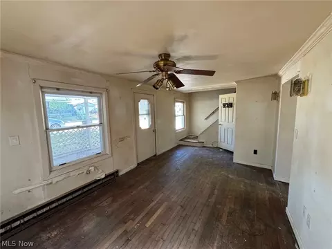 Living - 30232 Robert St, Wickliffe, OH 44092 photo 1 of 2