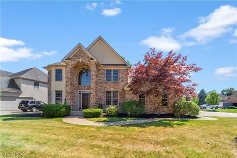 33621 Saint Sharbel Ct, Avon, OH 44011