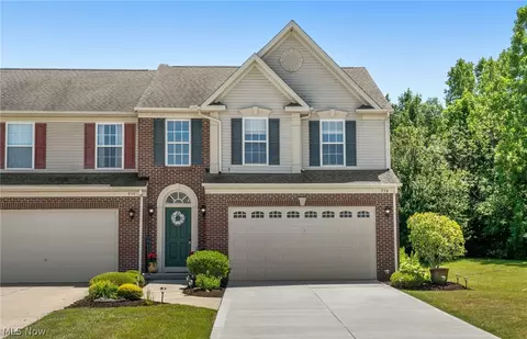 953 Tradewinds Cv, Painesville, OH 44077
