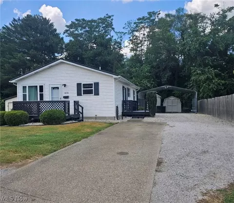 1418 King St, Belpre, OH 45714