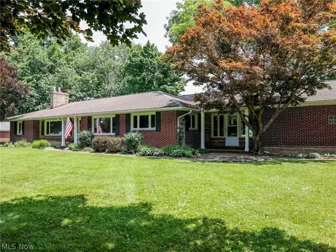 5116 Kidron Rd, Kidron, OH 44636