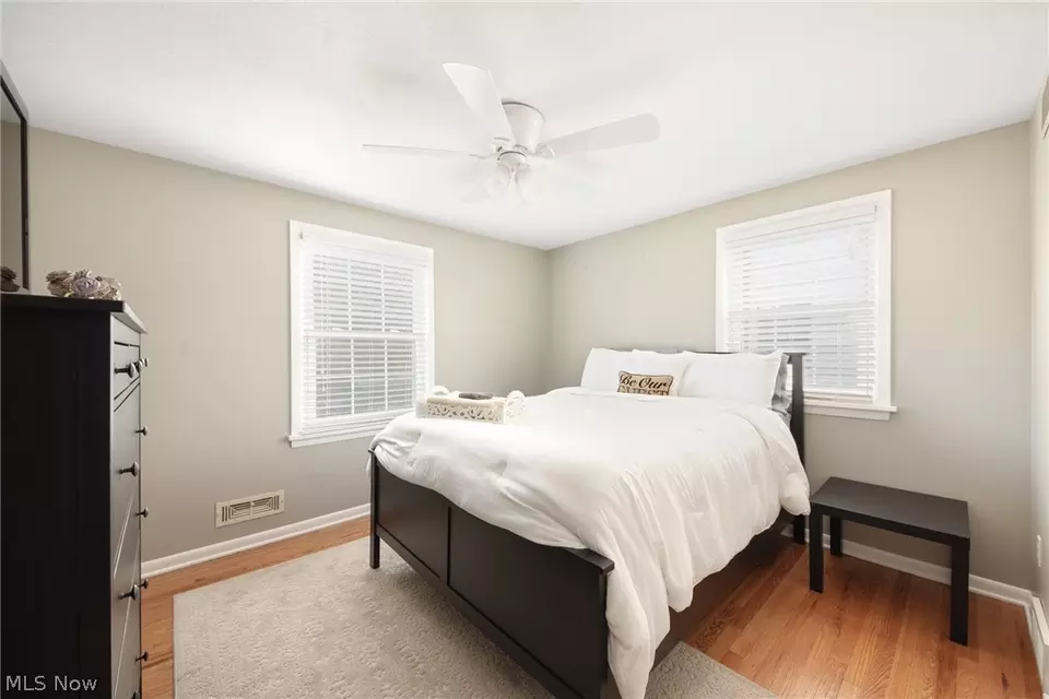 Bedroom - 19691 S Sagamore Rd, Fairview Park, OH 44126 photo 6 of 7