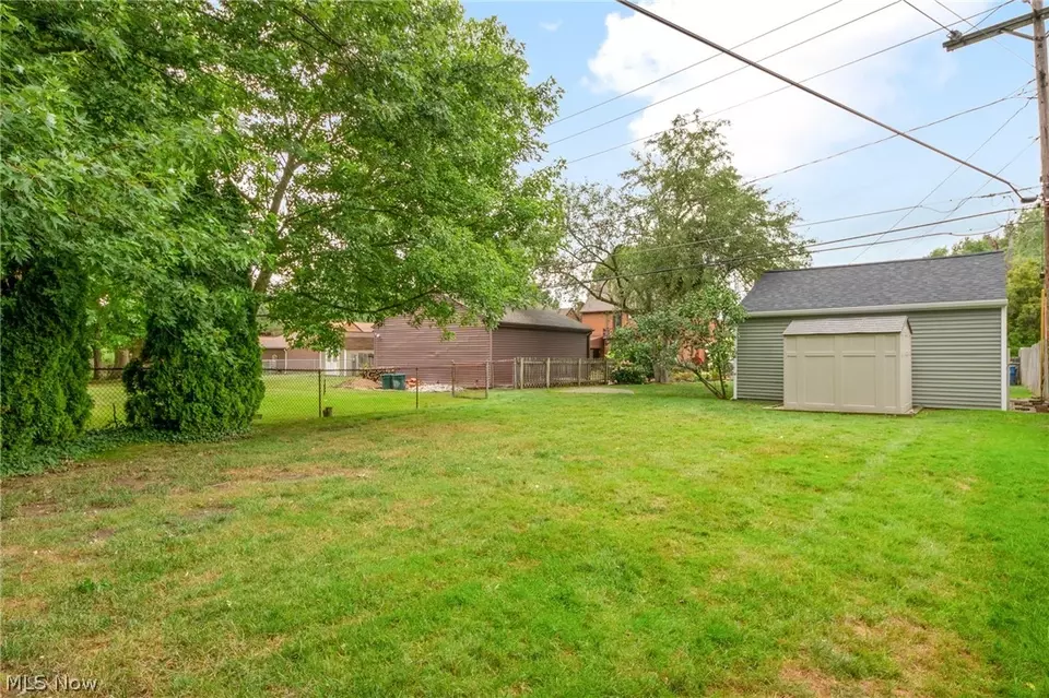 Exterior - 19691 S Sagamore Rd, Fairview Park, OH 44126 photo 8 of 8