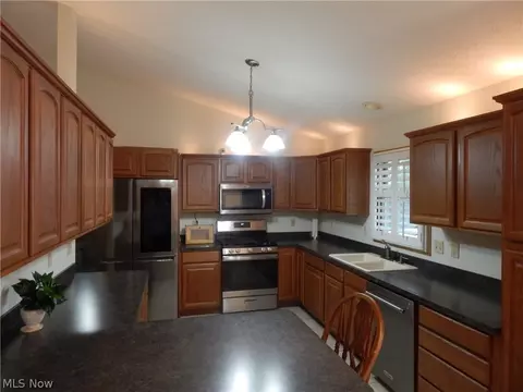 283 Game Dr, Munroe Falls, OH 44262 photo 11
