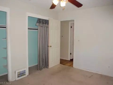 Bedroom - 605 Eastern Heights Blvd, Elyria, OH 44035 photo 2 of 6