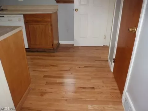 Entry Way - 605 Eastern Heights Blvd, Elyria, OH 44035 photo 1 of 1