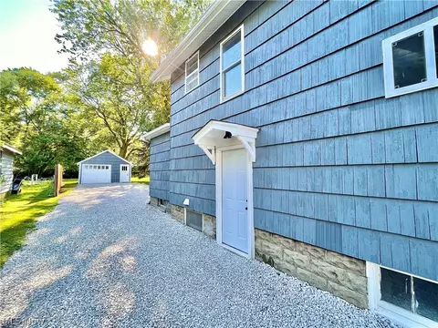 2123 Columbus Ave, Ashtabula, OH 44004 photo 23